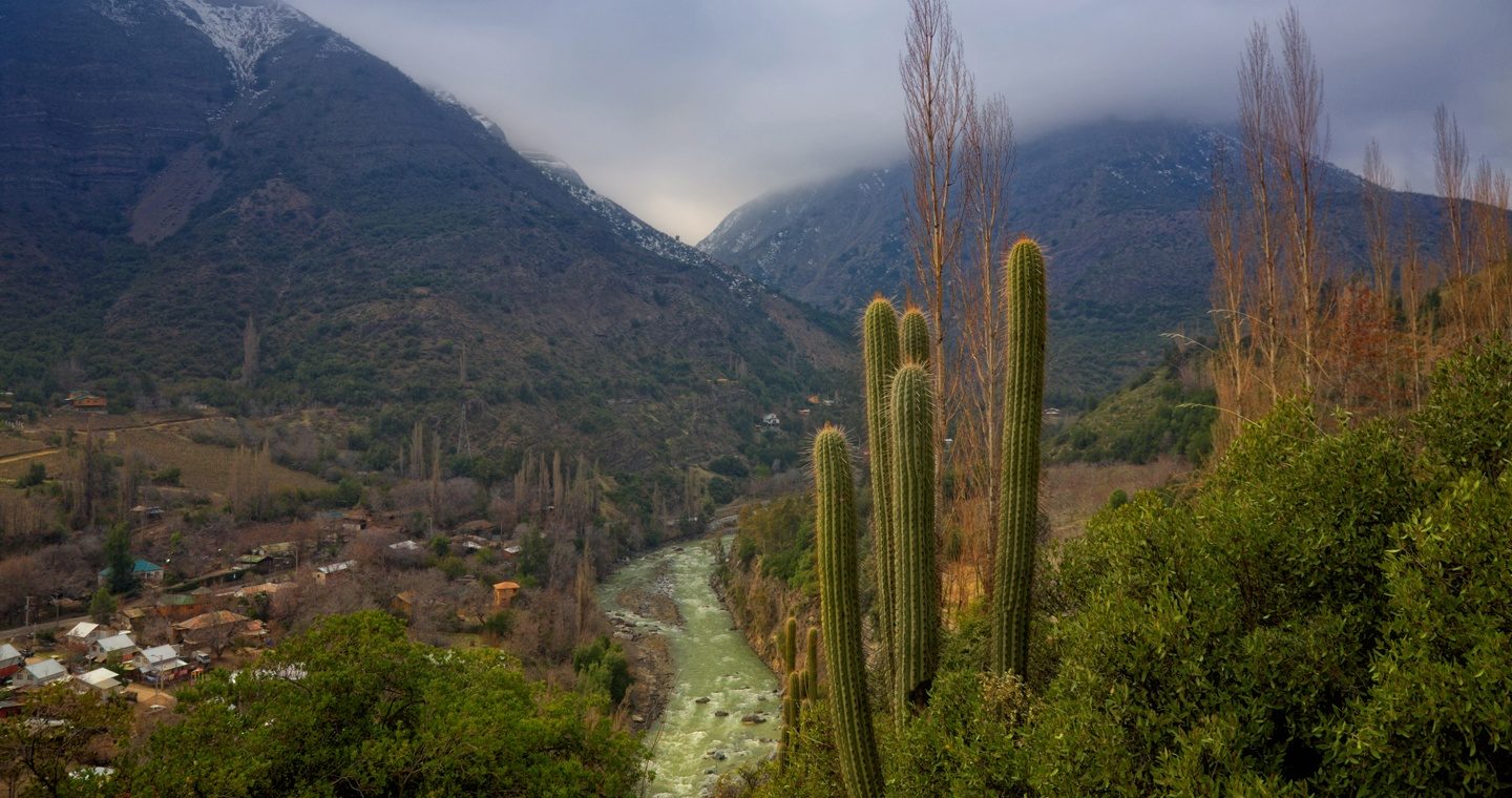 Maipo canyon and river